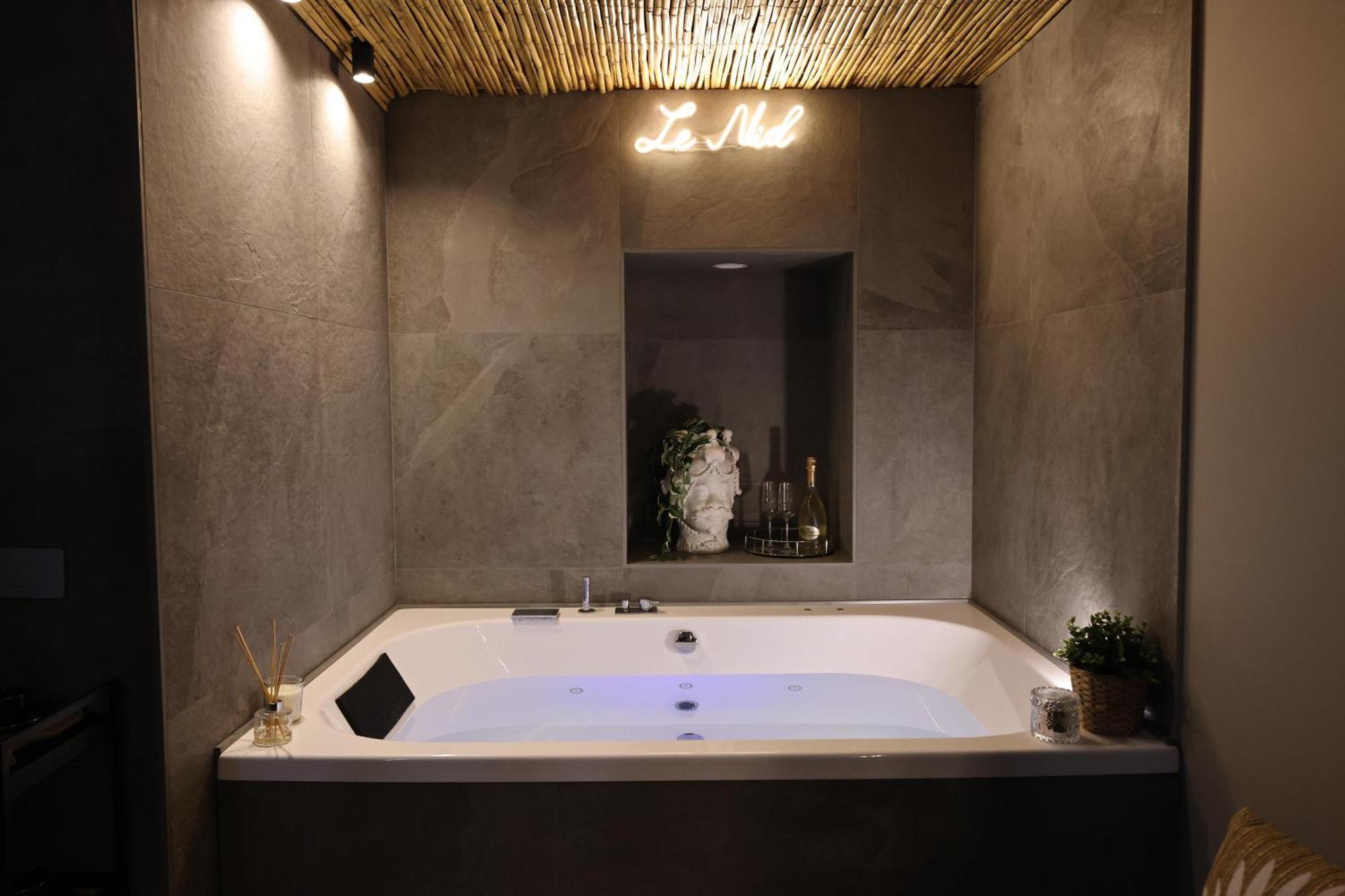 Le Nid Luxury Apartment *